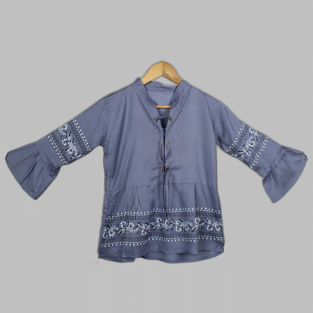 Sleevs Printed Gray Top for Women